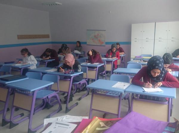 Okulumuzda 12. Sınıf Öğrencilerine TYT Deneme Sınavı